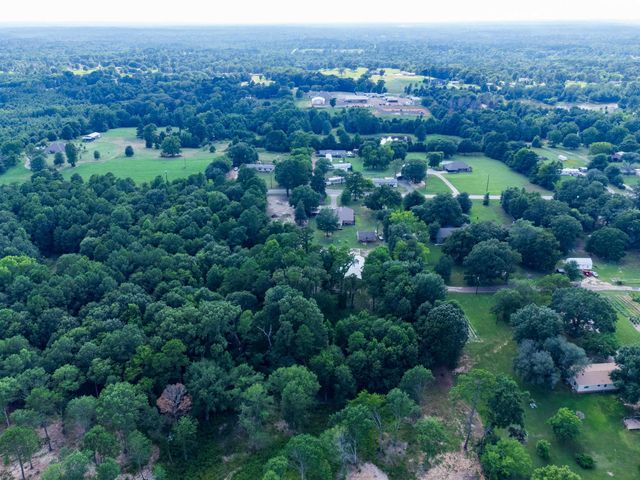 550 East Mountain Road, Longview, TX 75604