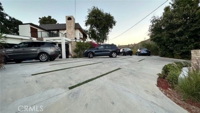 9987 Reevesbury, Beverly Hills, CA 90210