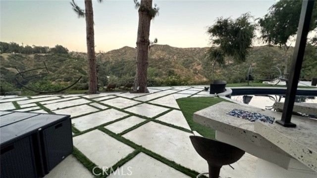 9987 Reevesbury, Beverly Hills, CA 90210