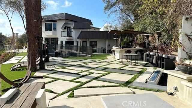 9987 Reevesbury, Beverly Hills, CA 90210