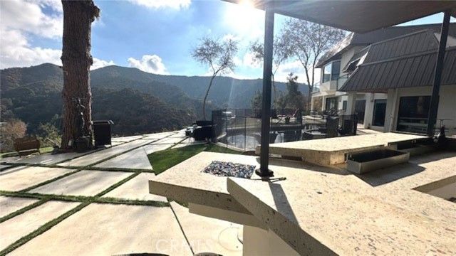 9987 Reevesbury, Beverly Hills, CA 90210