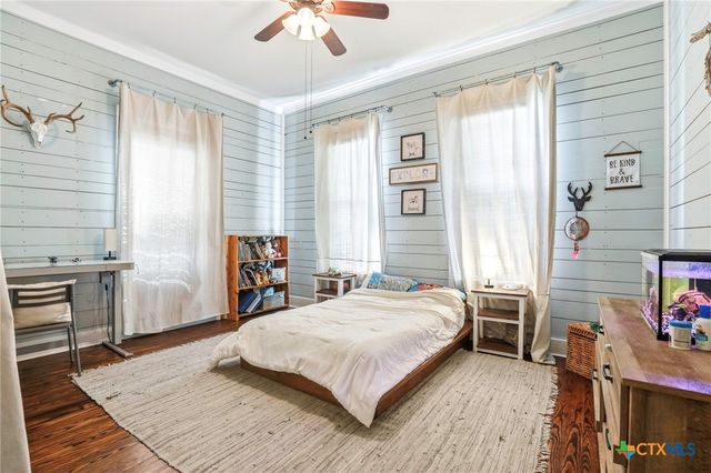 6673 Center Point Road, San Marcos, TX 78666