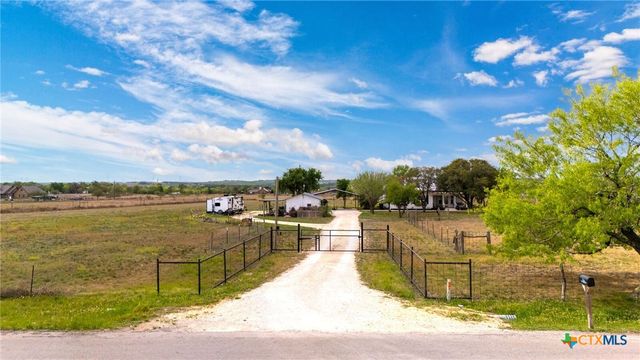 6673 Center Point Road, San Marcos, TX 78666