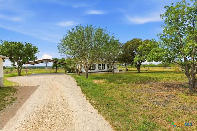 6673 Center Point Road, San Marcos, TX 78666
