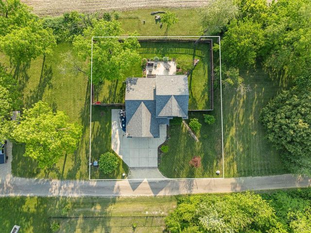 N2409 Laura STREET, Delavan, WI 53115