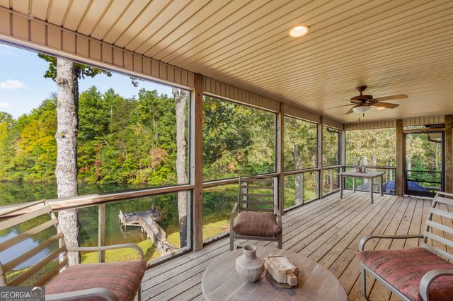 230 Mountain Lake Circle, Blue Ridge, GA 30513