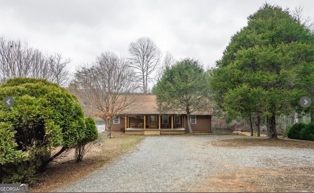 230 Mountain Lake Circle, Blue Ridge, GA 30513