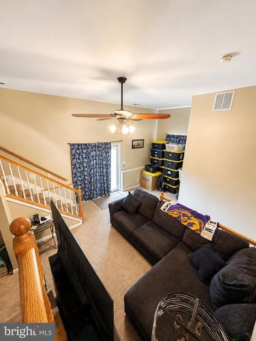 942 WOODLYNN RD, Essex, MD 21221