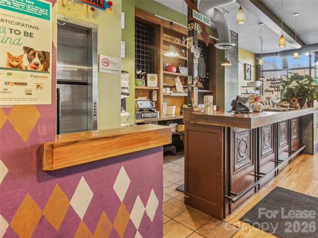 114 N Lexington Avenue, Asheville, NC 28801