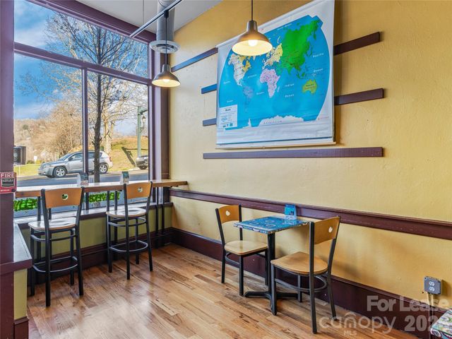 114 N Lexington Avenue, Asheville, NC 28801