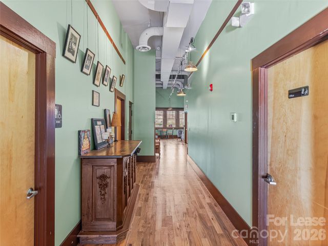 114 N Lexington Avenue, Asheville, NC 28801