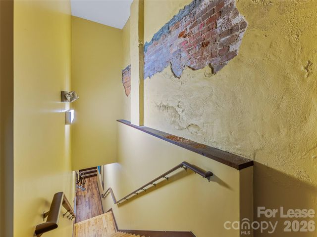 114 N Lexington Avenue, Asheville, NC 28801