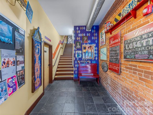 114 N Lexington Avenue, Asheville, NC 28801