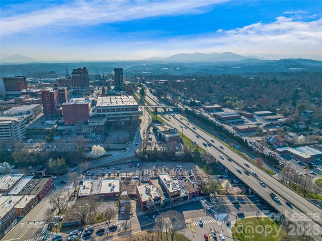 114 N Lexington Avenue, Asheville, NC 28801