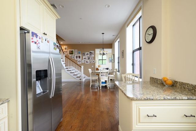 203 Middle St 5, Weymouth, MA 02189