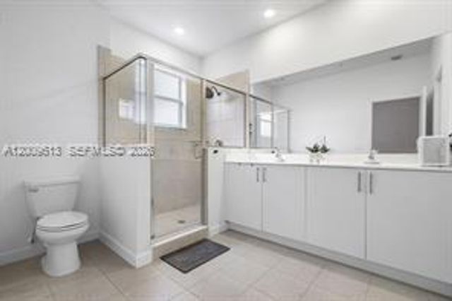 2781 NW 55th Way, Lauderhill, FL 33313