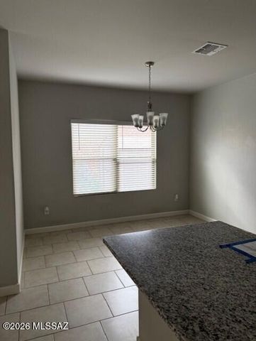 493 W Weldon Street, Corona De Tucson, AZ 85641