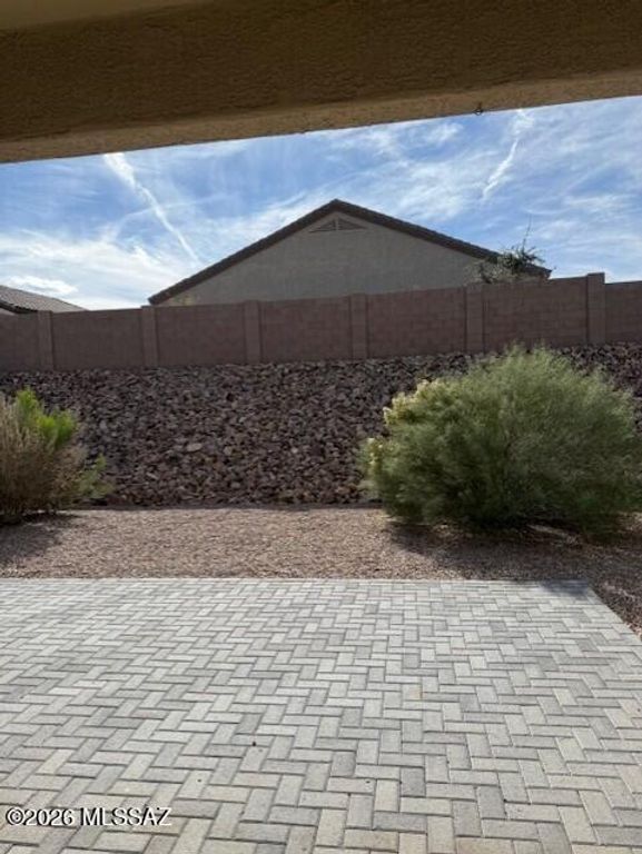 493 W Weldon Street, Corona De Tucson, AZ 85641