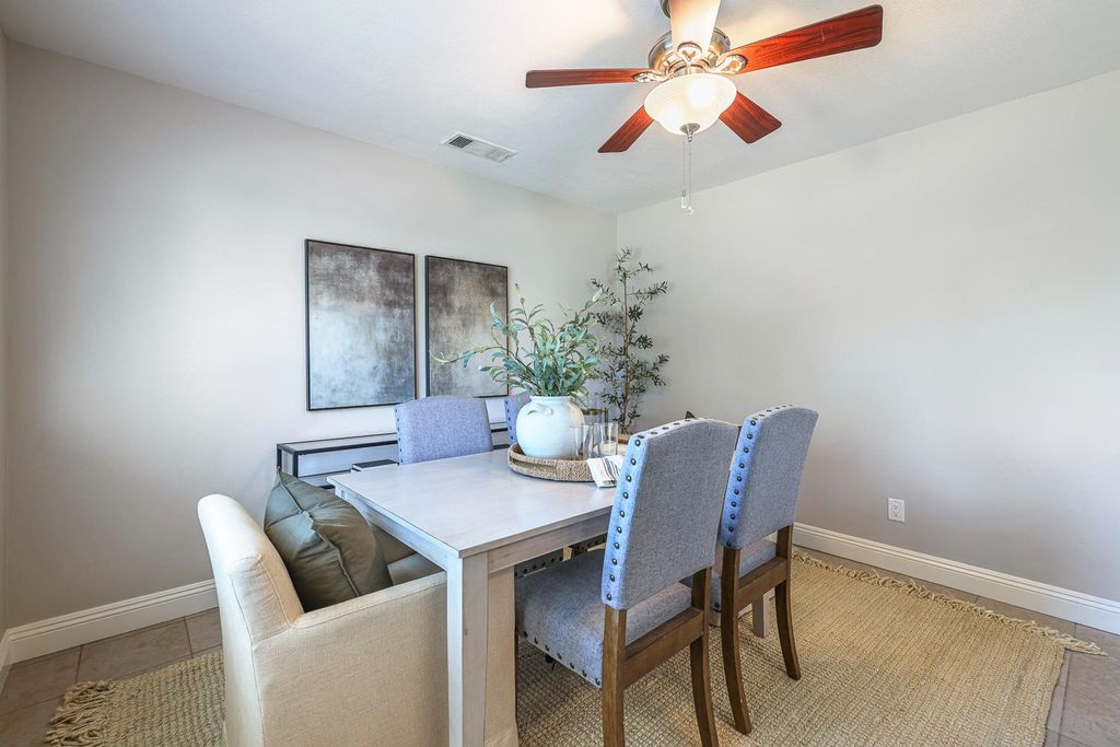 Image 12 of property listing at 8735 N Cedar Avenue # 122, Fresno, CA 93720