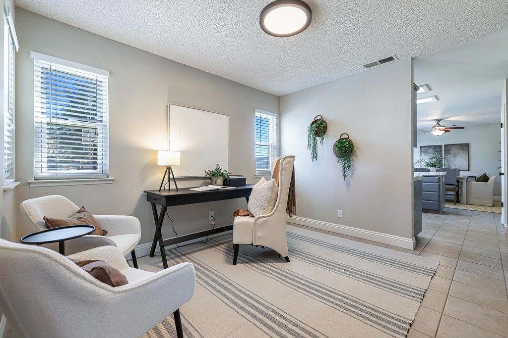 Image 13 of property listing at 8735 N Cedar Avenue # 122, Fresno, CA 93720