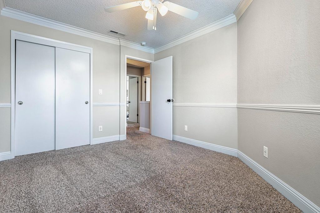 Image 22 of property listing at 8735 N Cedar Avenue # 122, Fresno, CA 93720