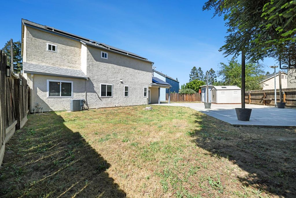 Image 26 of property listing at 8735 N Cedar Avenue # 122, Fresno, CA 93720