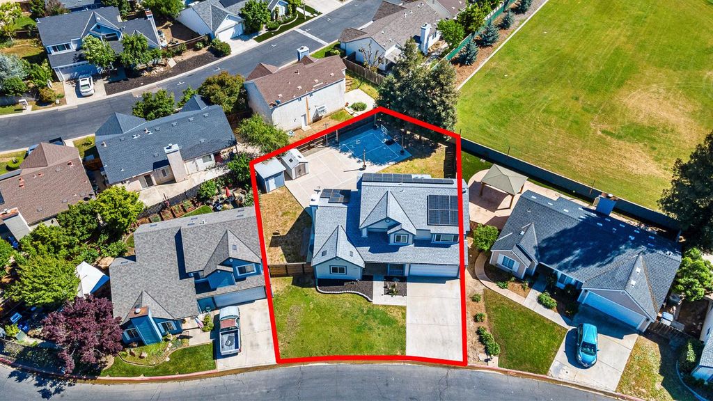 Image 34 of property listing at 8735 N Cedar Avenue # 122, Fresno, CA 93720