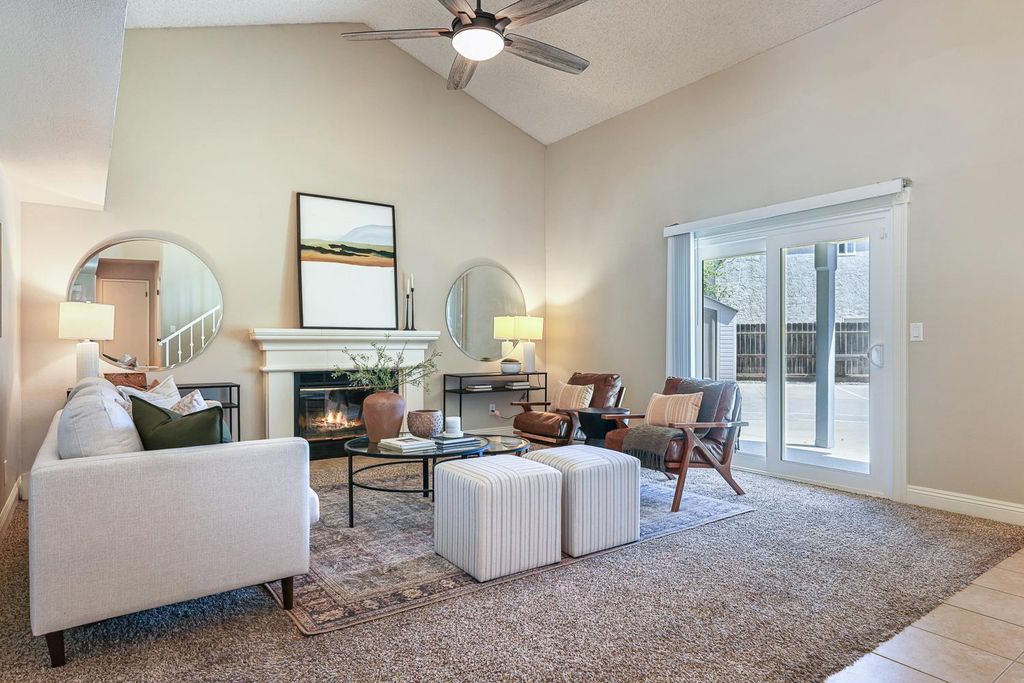 Image 4 of property listing at 8735 N Cedar Avenue # 122, Fresno, CA 93720