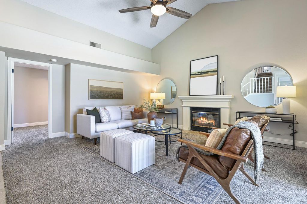 Image 5 of property listing at 8735 N Cedar Avenue # 122, Fresno, CA 93720