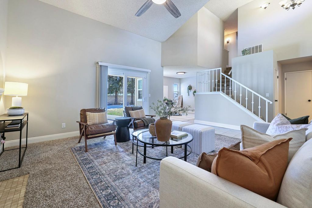 Image 7 of property listing at 8735 N Cedar Avenue # 122, Fresno, CA 93720