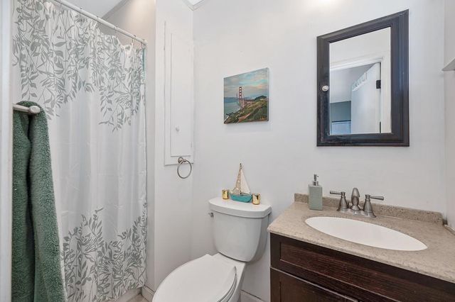 9406 Acapulco Way, Elk Grove, CA 95624