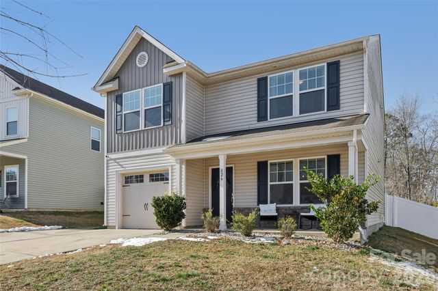 826 Newfound Hollow Drive, Charlotte, NC 28214