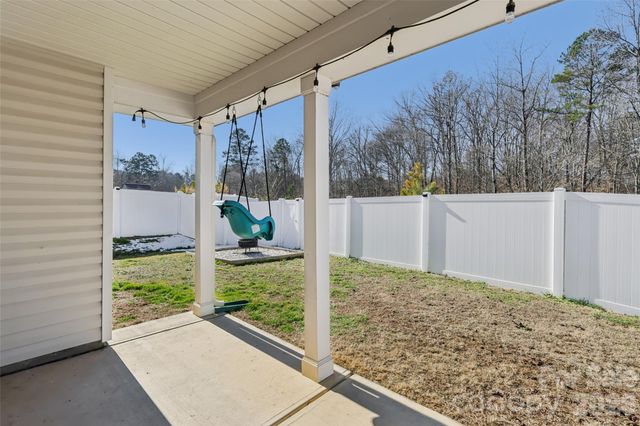 826 Newfound Hollow Drive, Charlotte, NC 28214