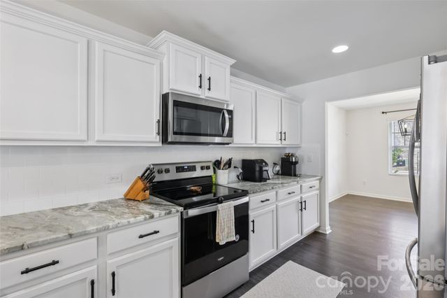 826 Newfound Hollow Drive, Charlotte, NC 28214