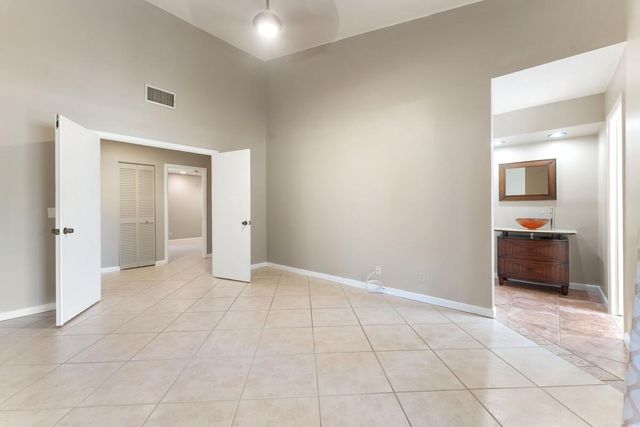 9272 Chelsea Drive S, Plantation, FL 33324