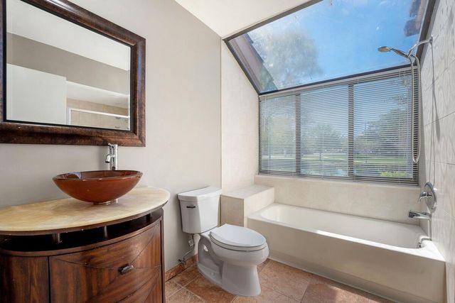 9272 Chelsea Drive S, Plantation, FL 33324