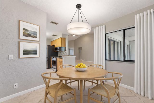 9272 Chelsea Drive S, Plantation, FL 33324