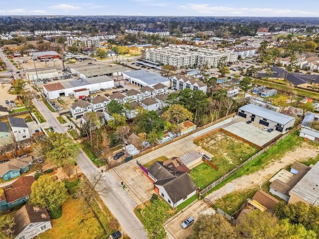 516 Martin Street, Houston, TX 77018