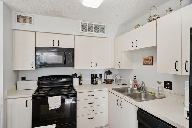 385 WOODSIDE DRIVE 108, Altamonte Springs, FL 32701