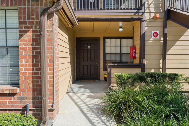 385 WOODSIDE DRIVE 108, Altamonte Springs, FL 32701