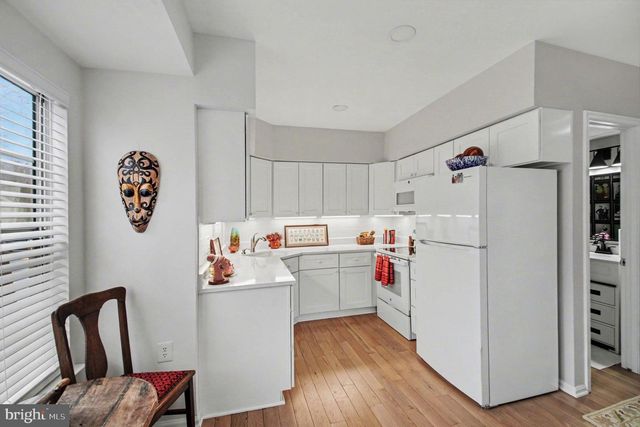 15795 WIDEWATER DR, Dumfries, VA 22025