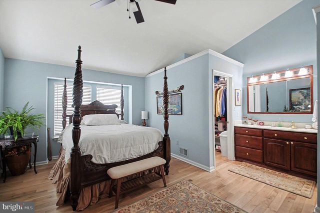 15795 WIDEWATER DR, Dumfries, VA 22025