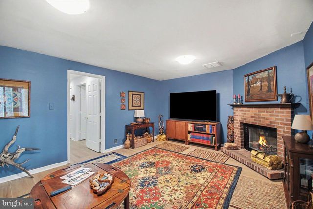 15795 WIDEWATER DR, Dumfries, VA 22025