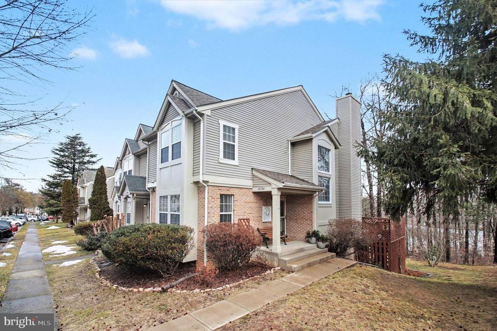 15795 WIDEWATER DR, Dumfries, VA 22025