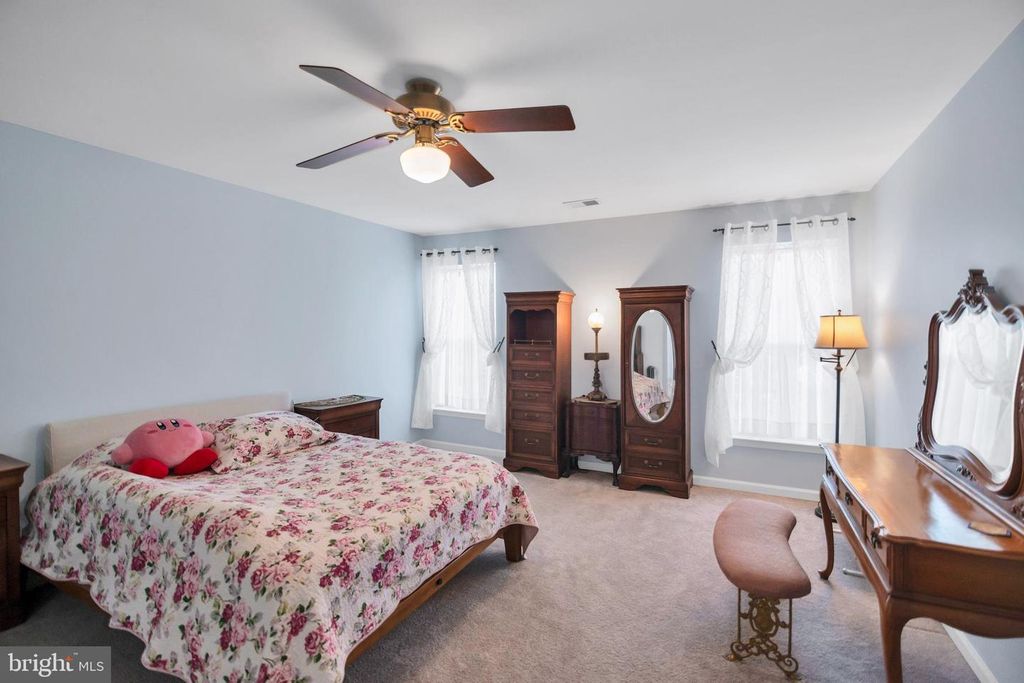 Image 38 of property listing at 1810 BEECH CT, Frederick, MD 21701