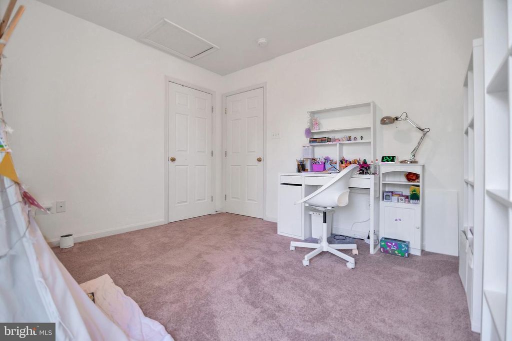 Image 57 of property listing at 1810 BEECH CT, Frederick, MD 21701