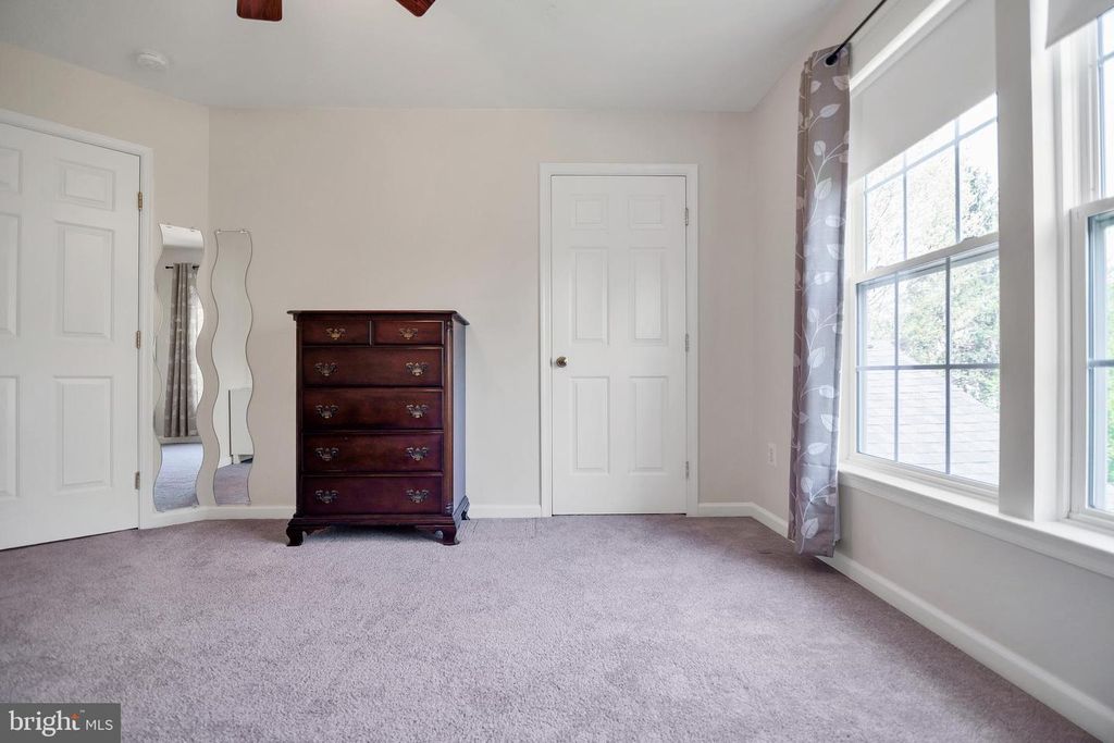 Image 65 of property listing at 1810 BEECH CT, Frederick, MD 21701