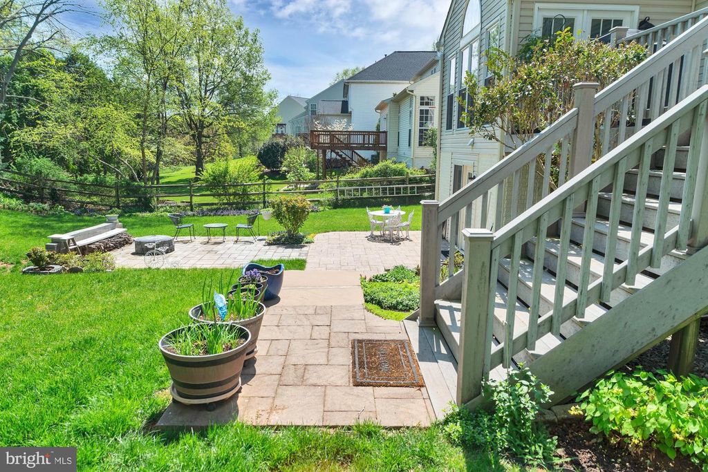 Image 80 of property listing at 1810 BEECH CT, Frederick, MD 21701