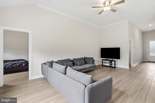 9910 ROULETTE DR, Hagerstown, MD 21740