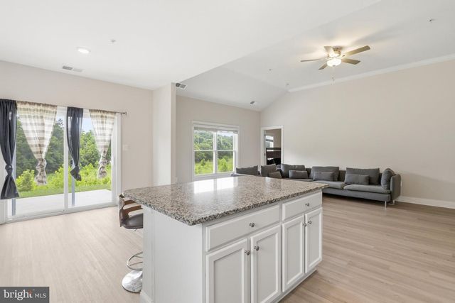9910 ROULETTE DR, Hagerstown, MD 21740